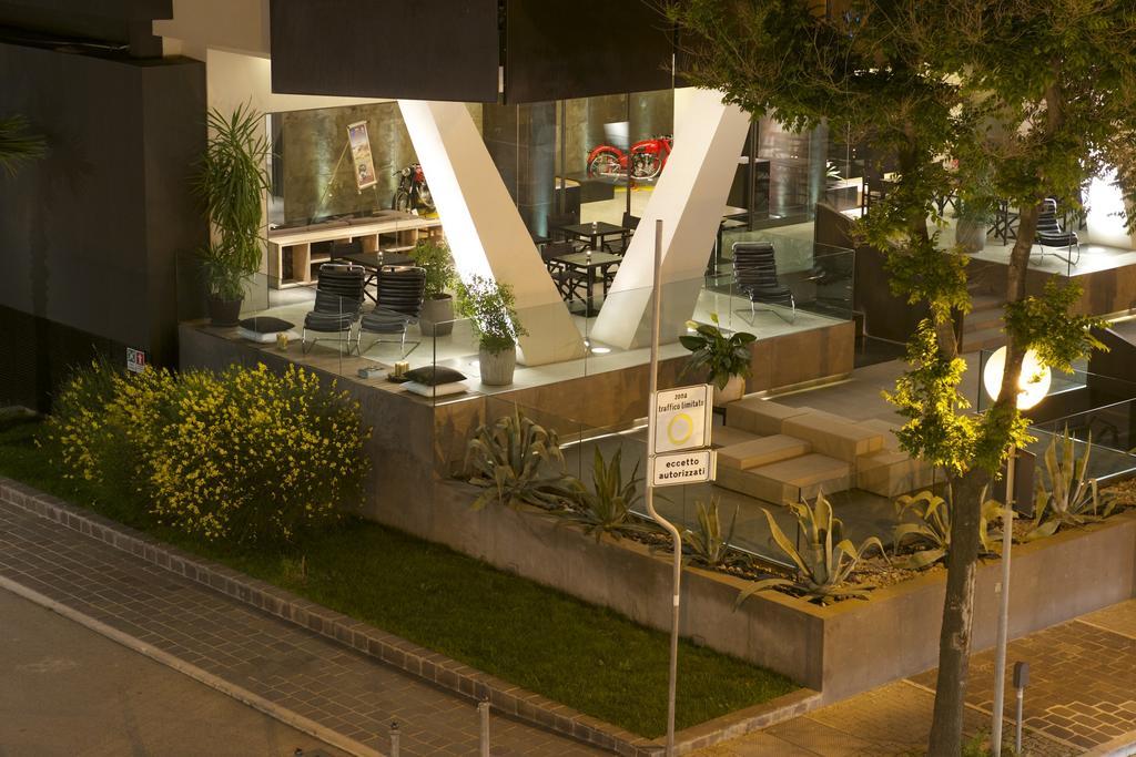 Victoria Palace Hotel كاتوليكا المظهر الخارجي الصورة